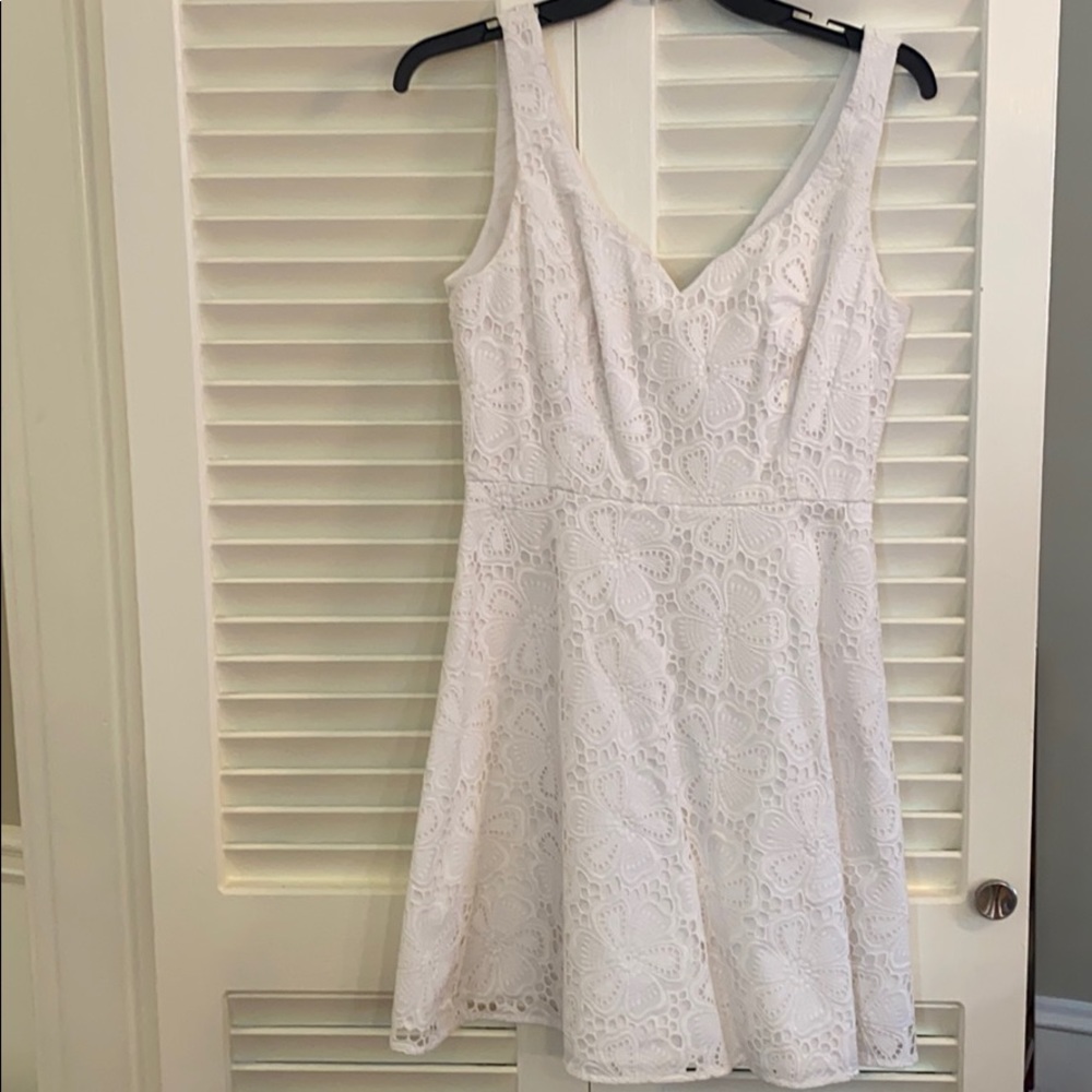 White lace Lilly Pulitzer dress